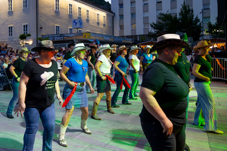 Folklorni večer Nikole Tesle 